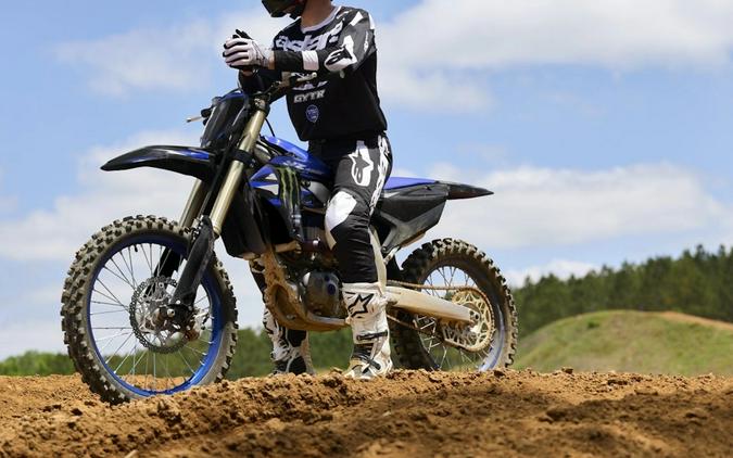 2027 Yamaha YZ450F Monster Energy Edition - 001652