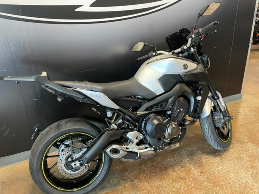 2017 Yamaha FZ-09