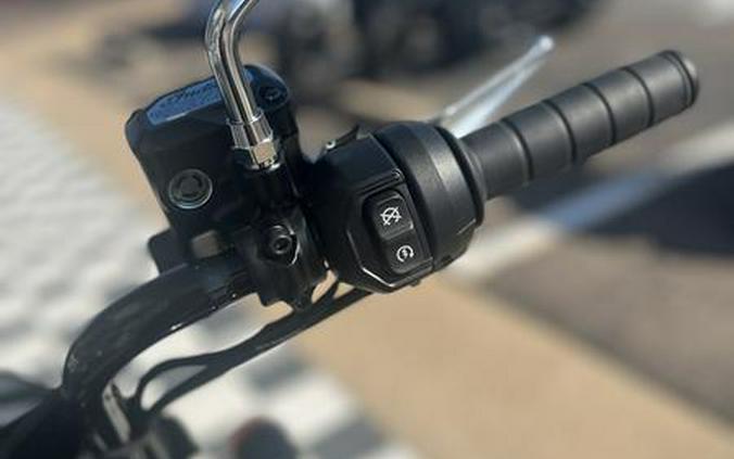 2026 Indian Motorcycle® Sport Scout® Sixty Black Metallic