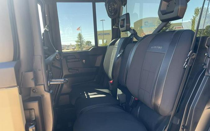 2026 Can-Am® Defender MAX Limited HD11 Desert Tan & Carbon Black