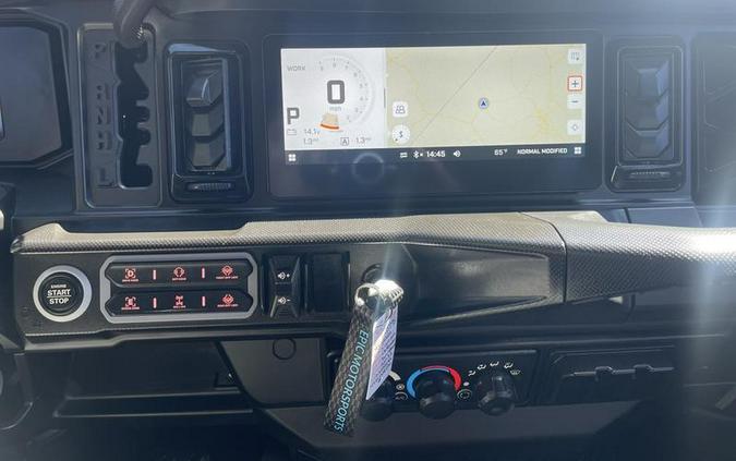 2026 Can-Am® Defender MAX Limited HD11 Desert Tan & Carbon Black