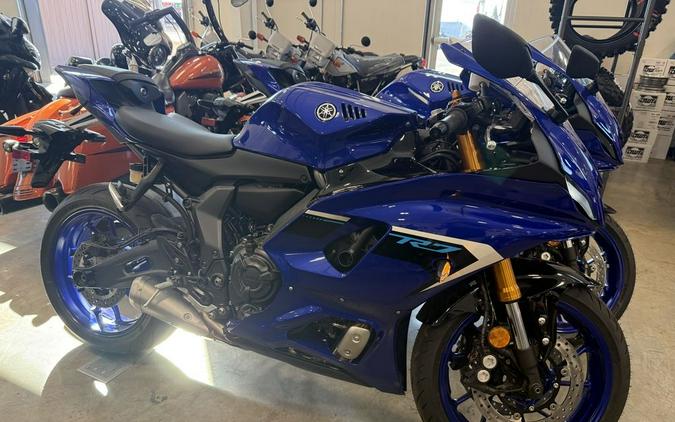 2025 Yamaha YZF-R7