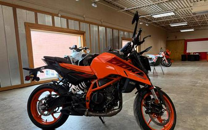 2024 KTM 390 Duke