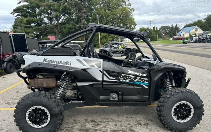 2024 KAWASAKI TERYX KRX1000 eS Ice Gray/Metallic Onyx Black - 70294