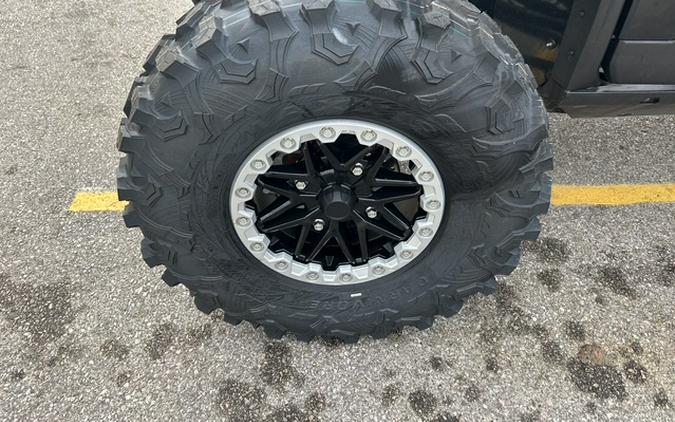 2024 KAWASAKI TERYX KRX1000 eS Ice Gray/Metallic Onyx Black - 70294