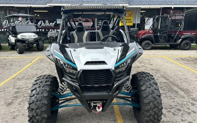 2024 KAWASAKI TERYX KRX1000 eS Ice Gray/Metallic Onyx Black - 70294
