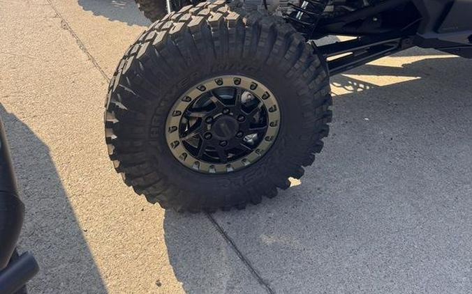 2027 Can-Am® Maverick R MAX X rc with Smart-Shox
