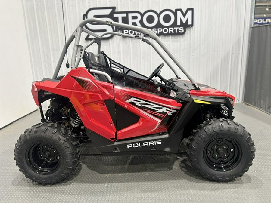2026 Polaris RZR 200 EFI