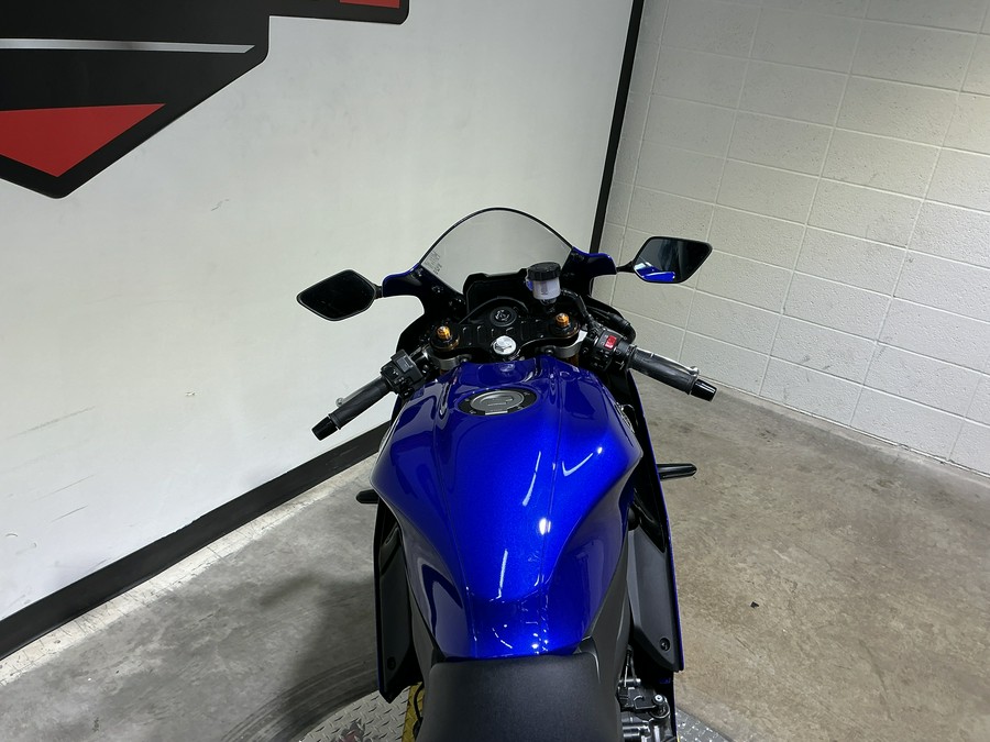 2025 Yamaha YZF-R7
