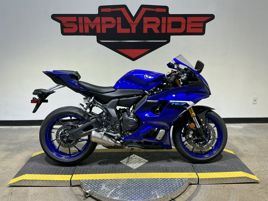 2025 Yamaha YZF-R7