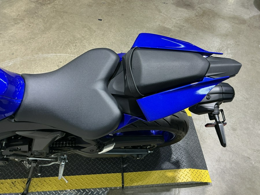 2025 Yamaha YZF-R7