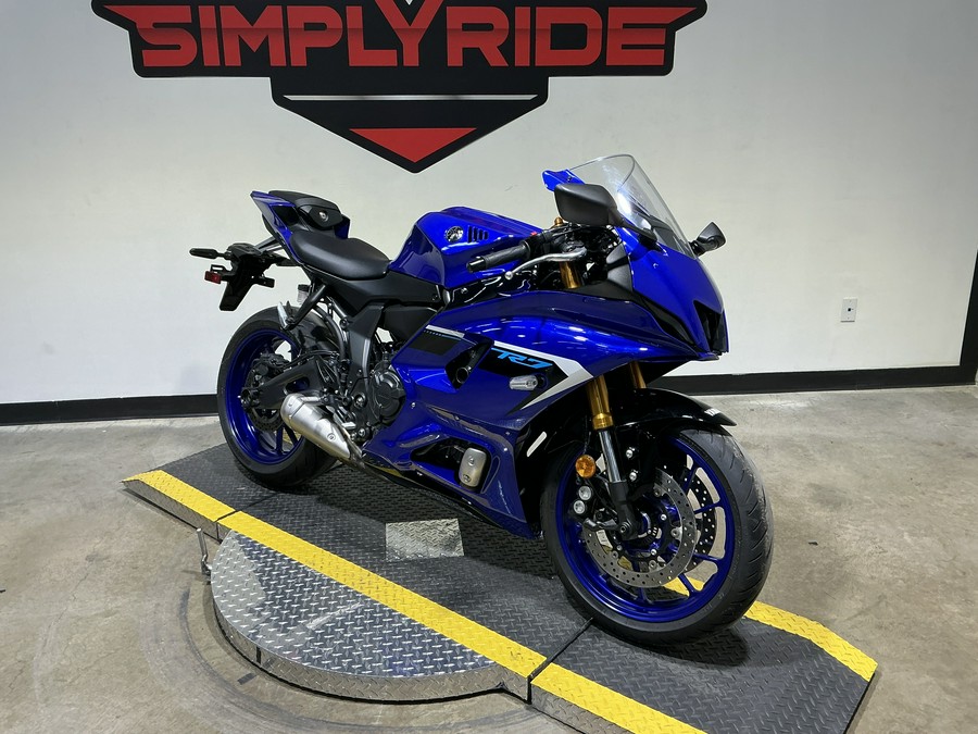 2025 Yamaha YZF-R7