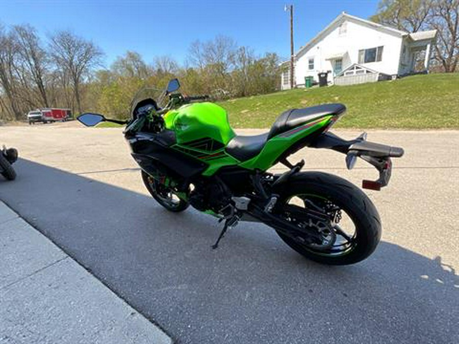 2024 Kawasaki Ninja 650 KRT Edition ABS