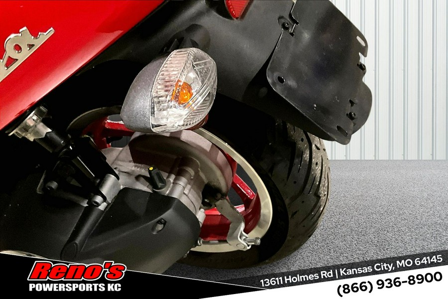 2023 Vespa Elettrica (RED) 45 MPH