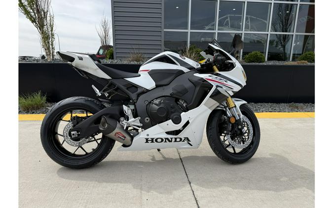 2026 CBR1000RR Base - Honda