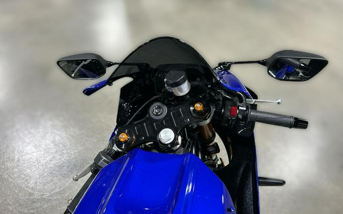 2026 Yamaha YZF-R7 CA