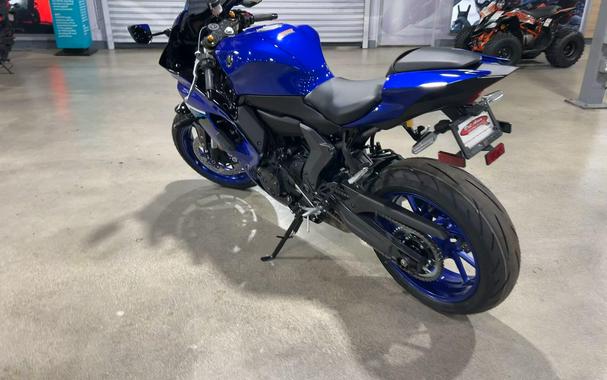 2026 Yamaha YZF-R7 CA