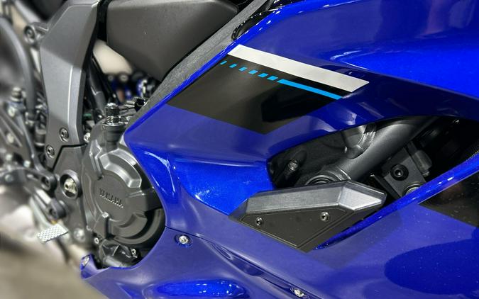 2026 Yamaha YZF-R7 CA