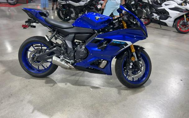2026 Yamaha YZF-R7 CA
