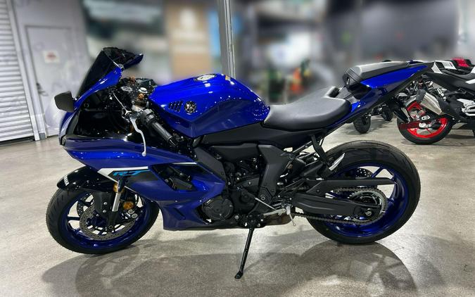 2026 Yamaha YZF-R7 CA