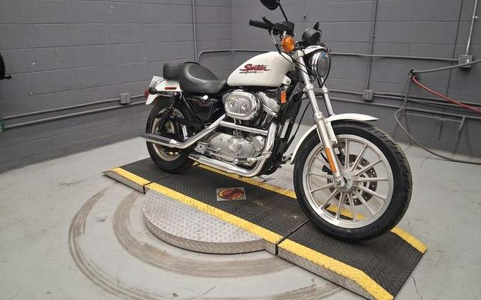 2000 Harley-Davidson® XL883C - Sportster® Custom 883C