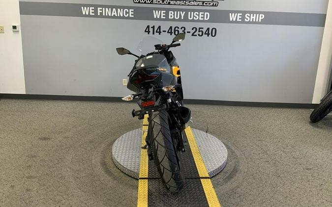 2018 Kawasaki Ninja® 400 ABS Pearl Solar Yellow/Pearl Storm Gray/Ebony