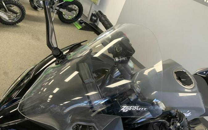 2018 Kawasaki Ninja® 400 ABS Pearl Solar Yellow/Pearl Storm Gray/Ebony