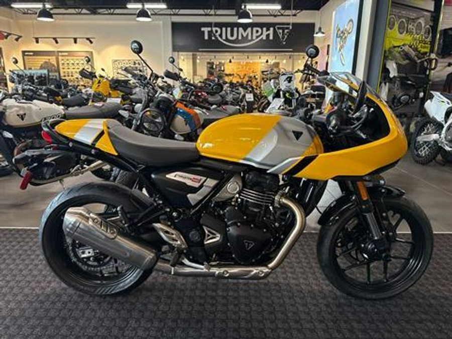 2026 Triumph Thruxton 400