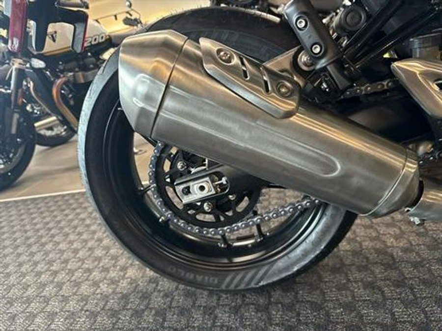 2026 Triumph Thruxton 400