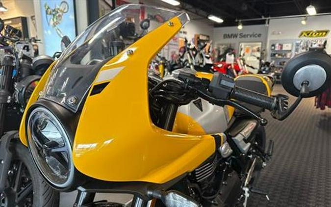2026 Triumph Thruxton 400
