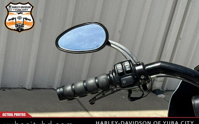 Harley-Davidson FXDB103