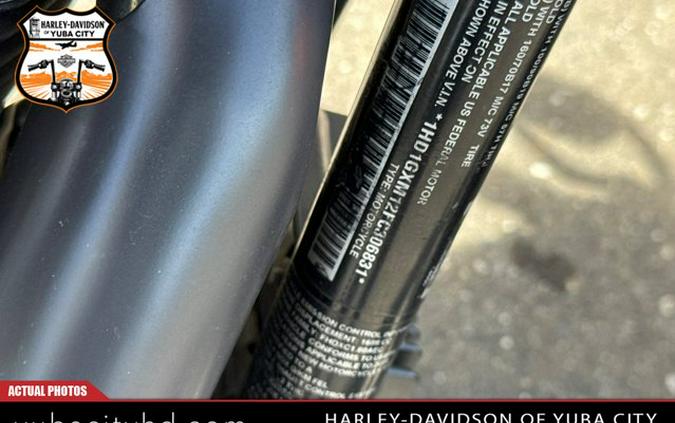 Harley-Davidson FXDB103