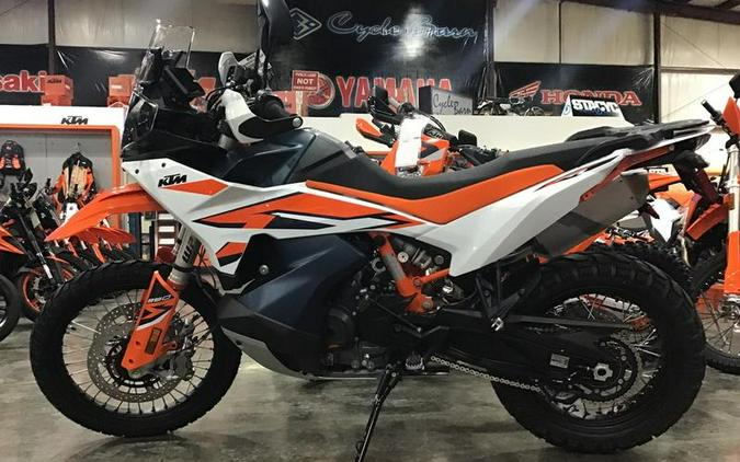 2023 KTM 890 Adventure R First Look [7 Fast Facts + 16 Photos]