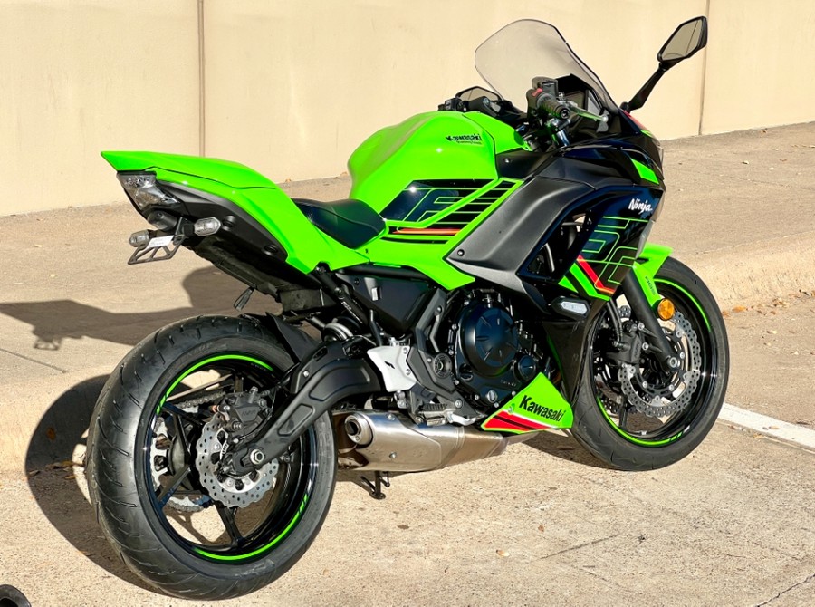 2024 Kawasaki Ninja 650 KRT Edition ABS