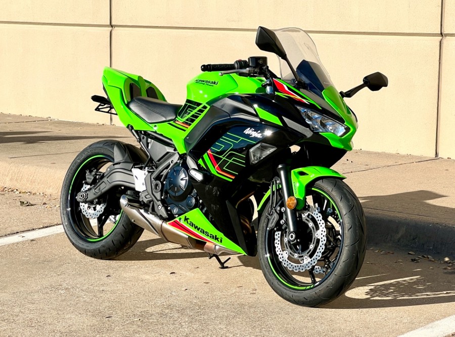 2024 Kawasaki Ninja 650 KRT Edition ABS