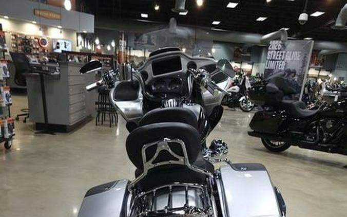 2019 Harley-Davidson® FLTRXSE - CVO™ Road Glide®