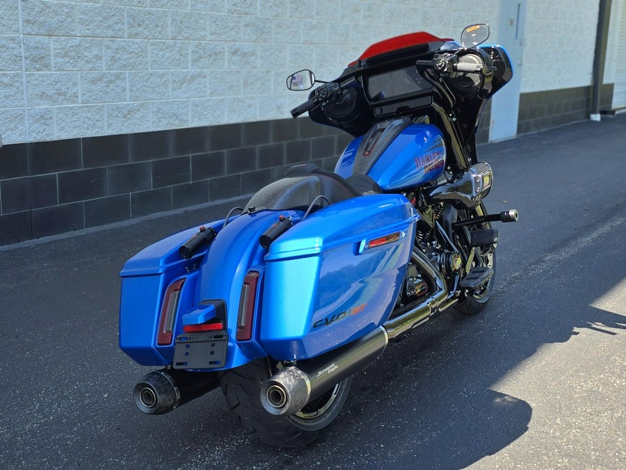 2026 Harley-Davidson® CVO Street Glide ST Electric Coast