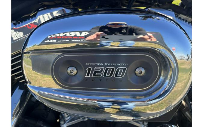 2012 Harley-Davidson® SPORTSTER 1200 CUSTOM