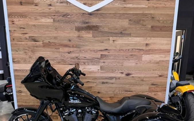 2025 Harley-Davidson FLTRT - Road Glide 3