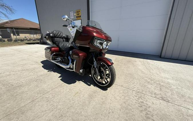 2022 Indian Motorcycle® Pursuit Limited Maroon Metallic/Crimson Metallic