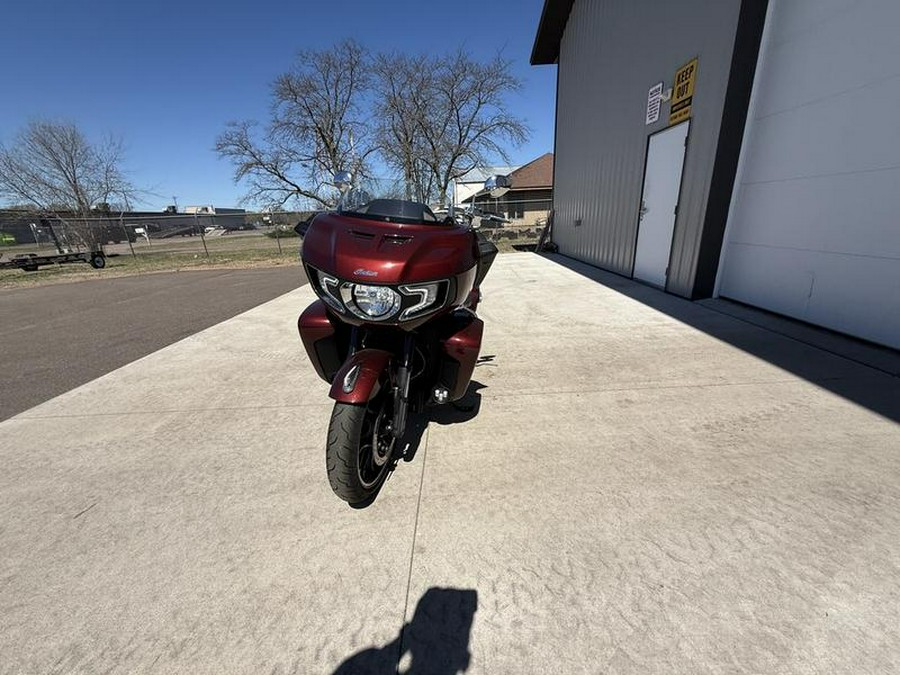 2022 Indian Motorcycle® Pursuit Limited Maroon Metallic/Crimson Metallic