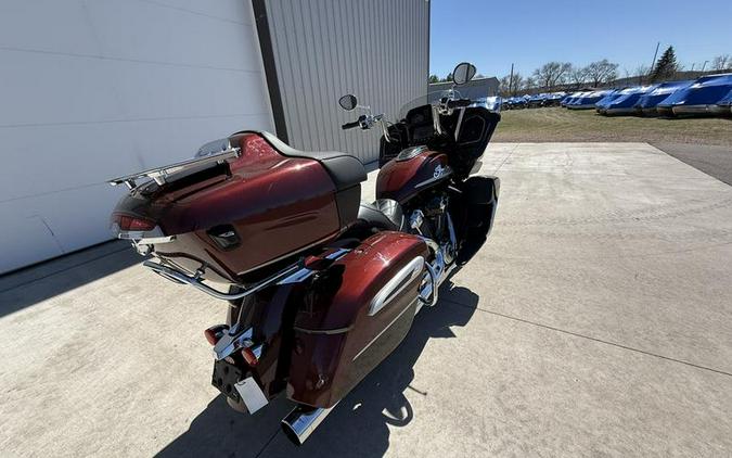 2022 Indian Motorcycle® Pursuit Limited Maroon Metallic/Crimson Metallic