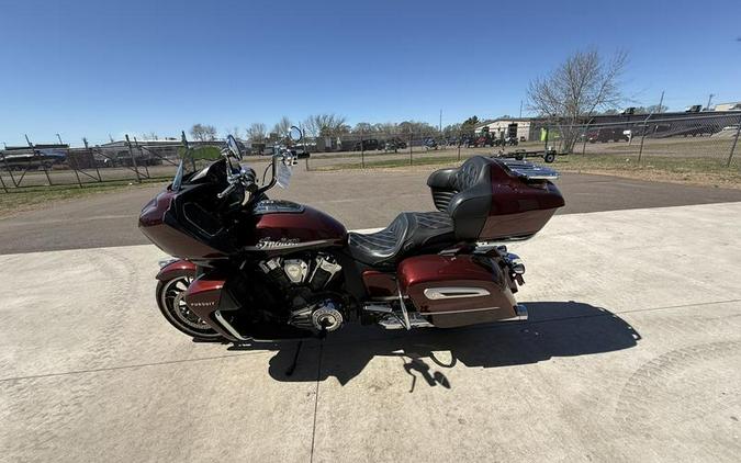 2022 Indian Motorcycle® Pursuit Limited Maroon Metallic/Crimson Metallic