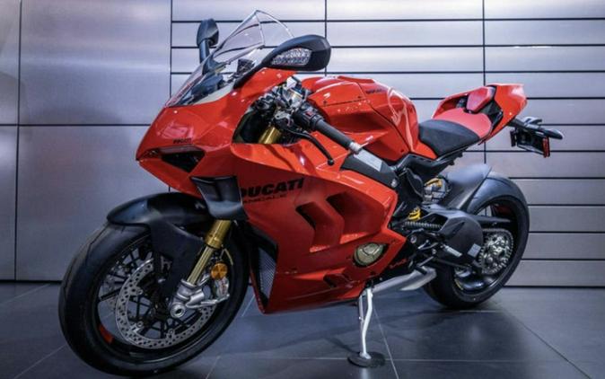 2024 Ducati Panigale V4