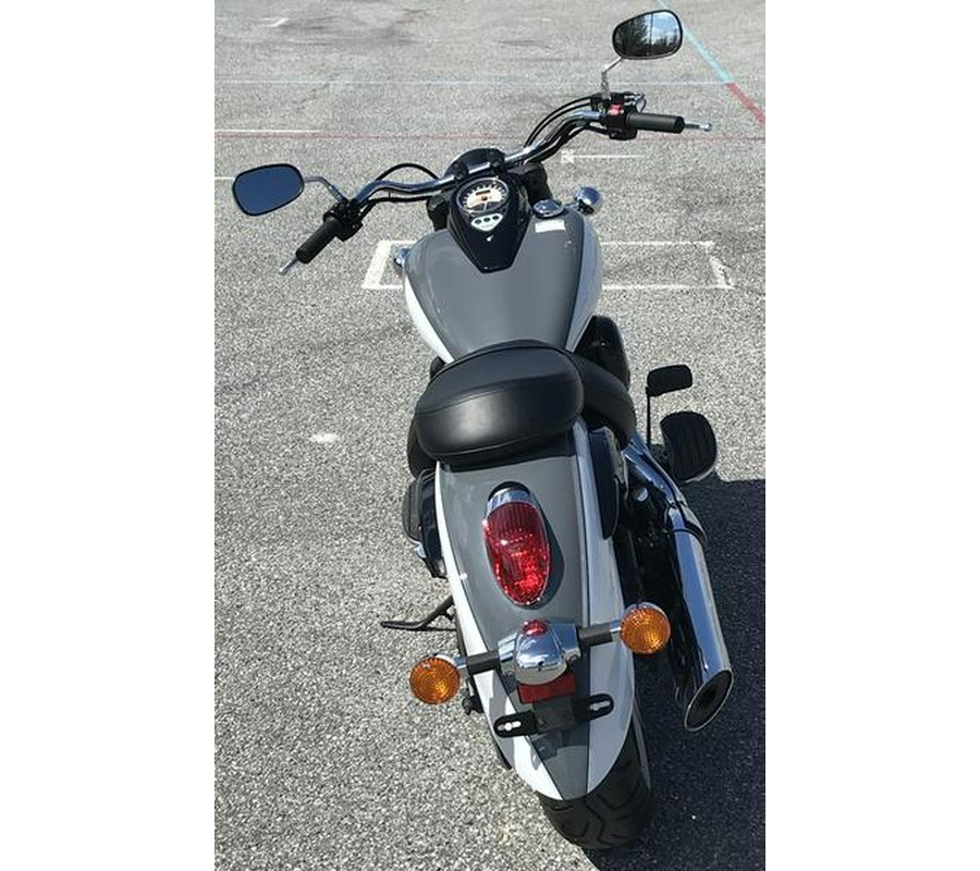 2021 Kawasaki Vulcan® 900 Classic