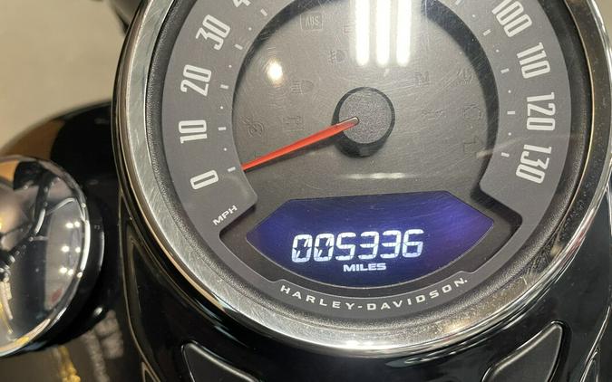 2020 Harley-Davidson® Heritage Classic 114 Vivid Black