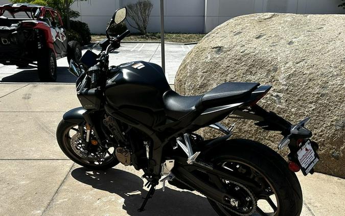 2026 Honda CB650R E-Clutch