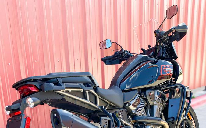 2026 Harley-Davidson® Pan America® 1250 Special RA1250S