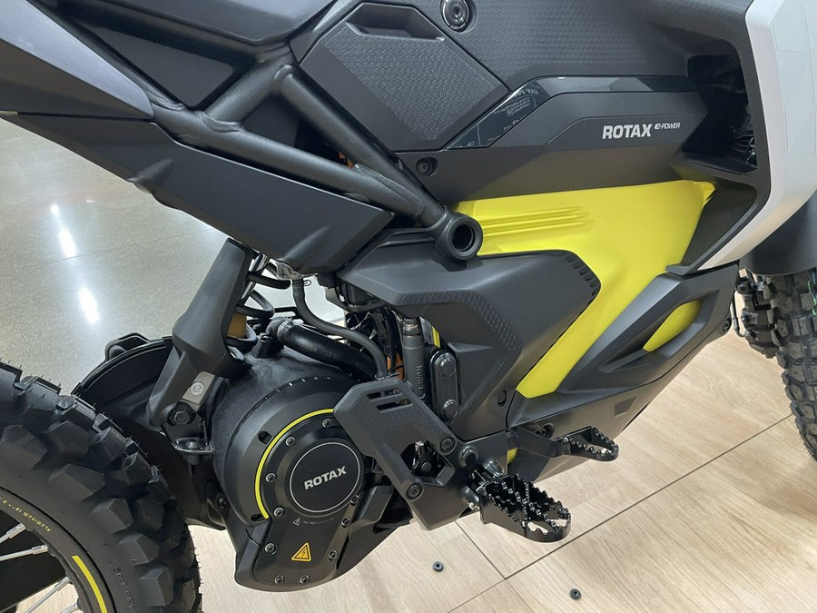2025 Can-Am Origin® 73
