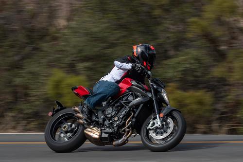 2020 MV Agusta Brutale 800 Rosso | Video Review